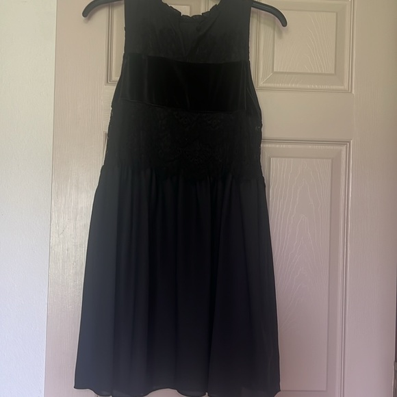 GB girls size XL from Dillards - Picture 3 of 4